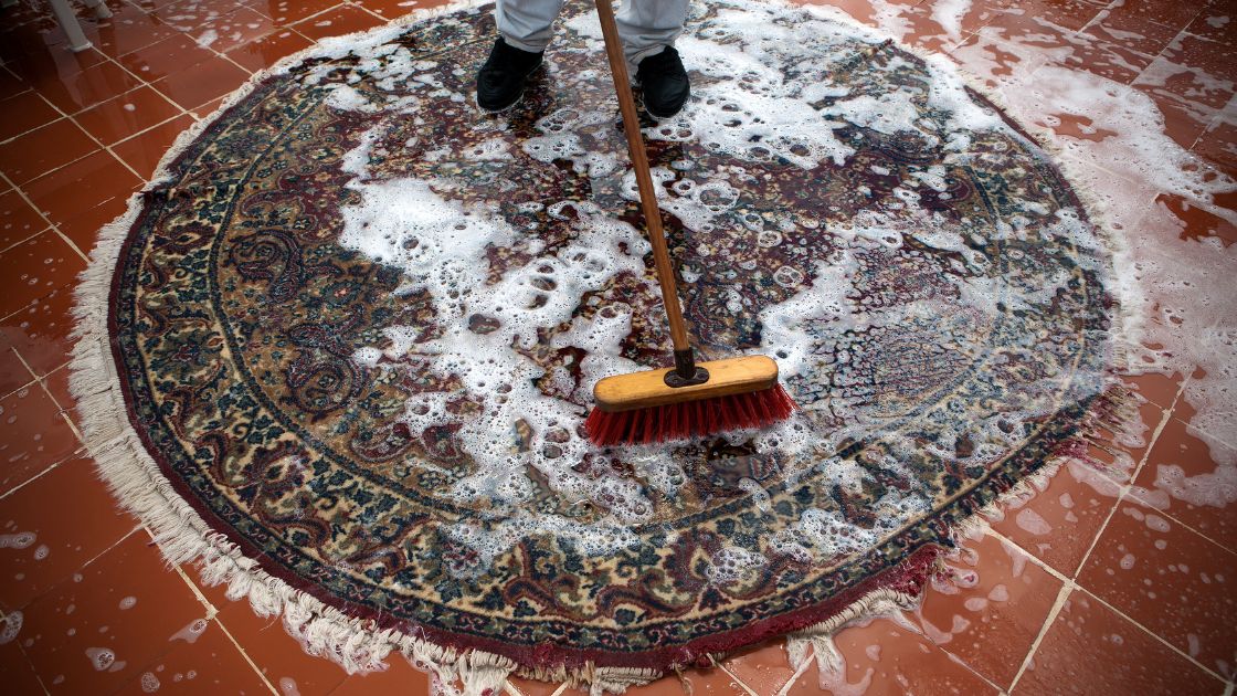 Rug Cleaning in Fort Myers That Makes Your Rugs Feel Fresh Again